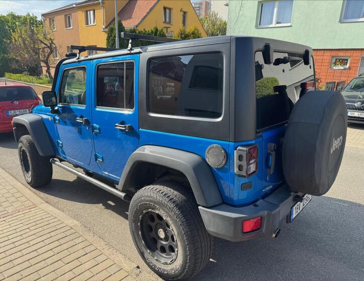 Jeep Wrangler 4