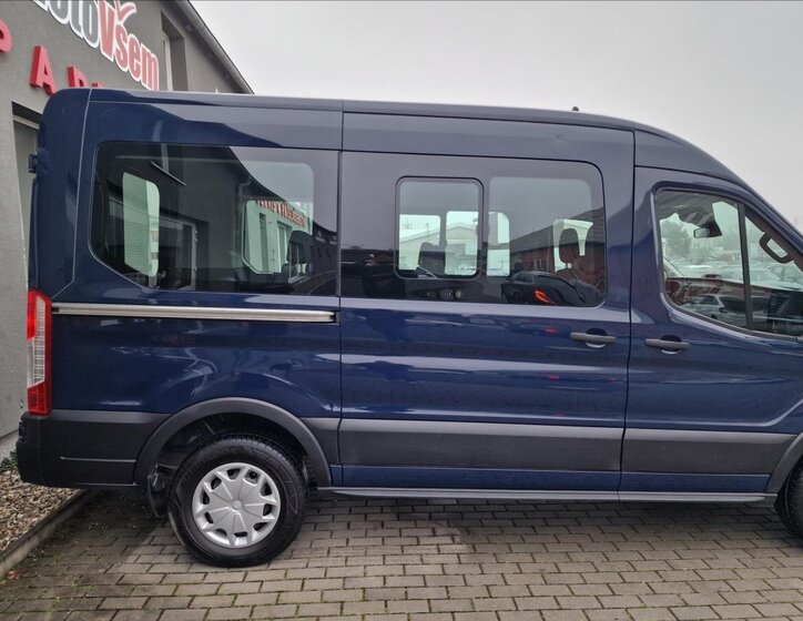 Ford Transit Kombi 2,0 l 96 kw