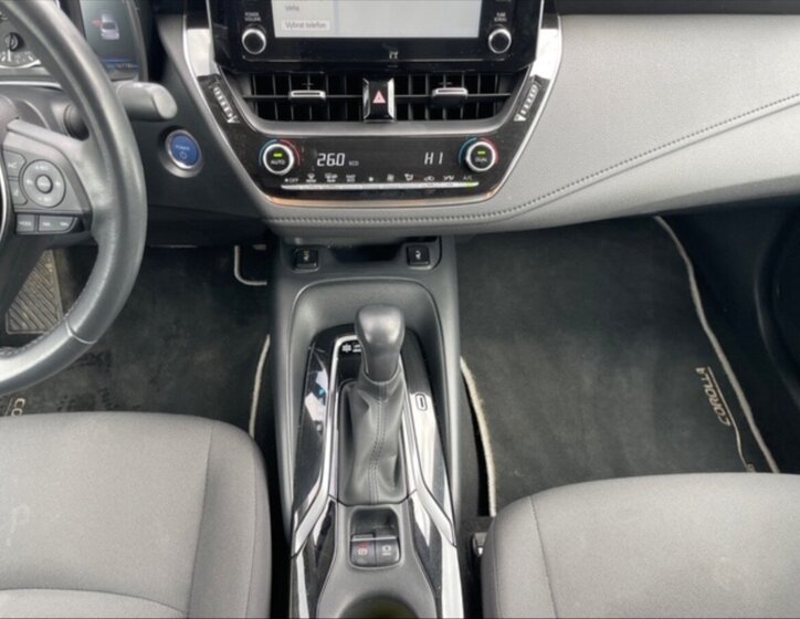 Toyota Corolla Sedan / Limuzína 1,8 l 72 kw