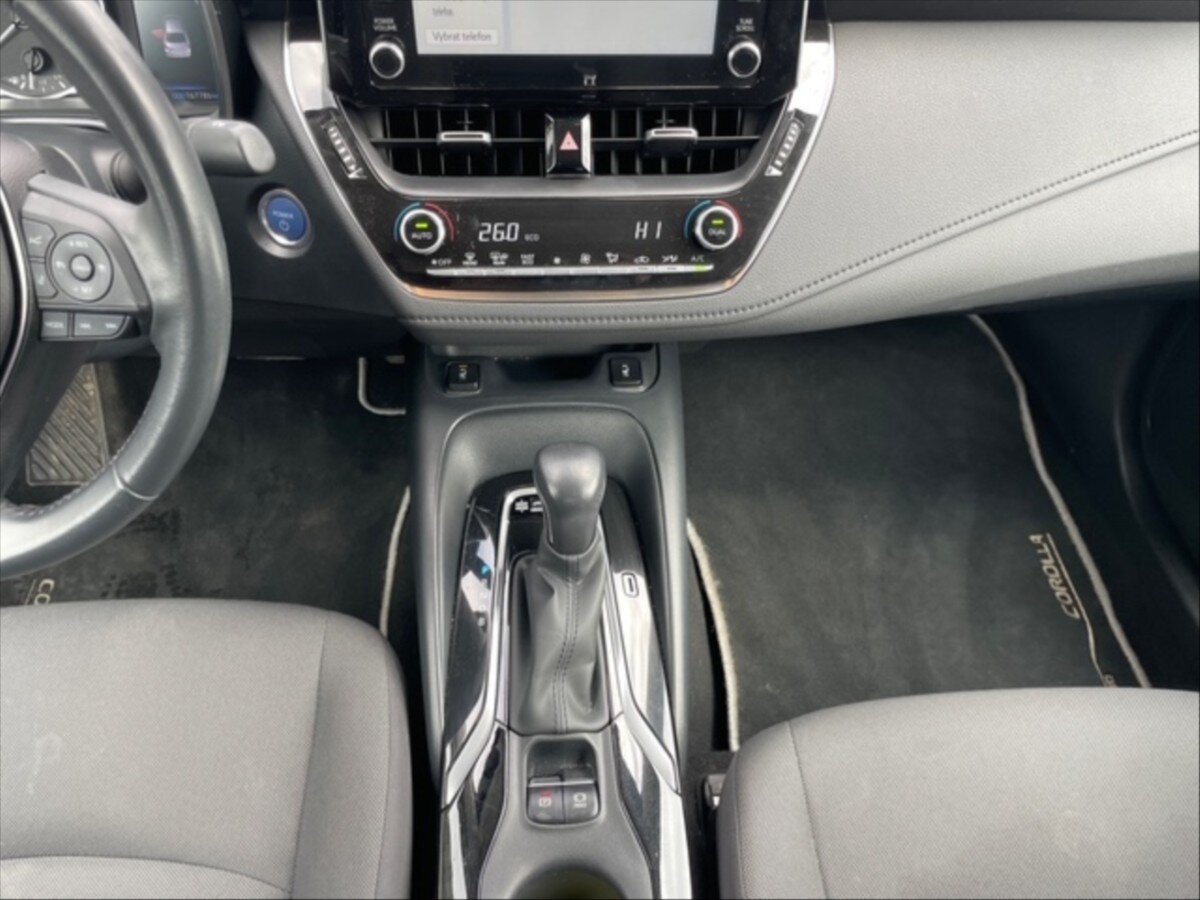 Toyota Corolla Sedan / Limuzína 1,8 l 72 kw