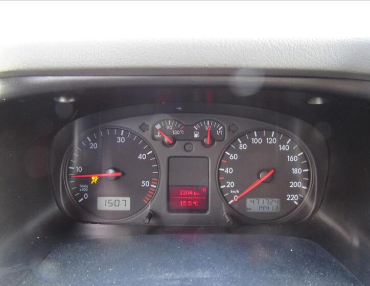 Volkswagen Multivan 15