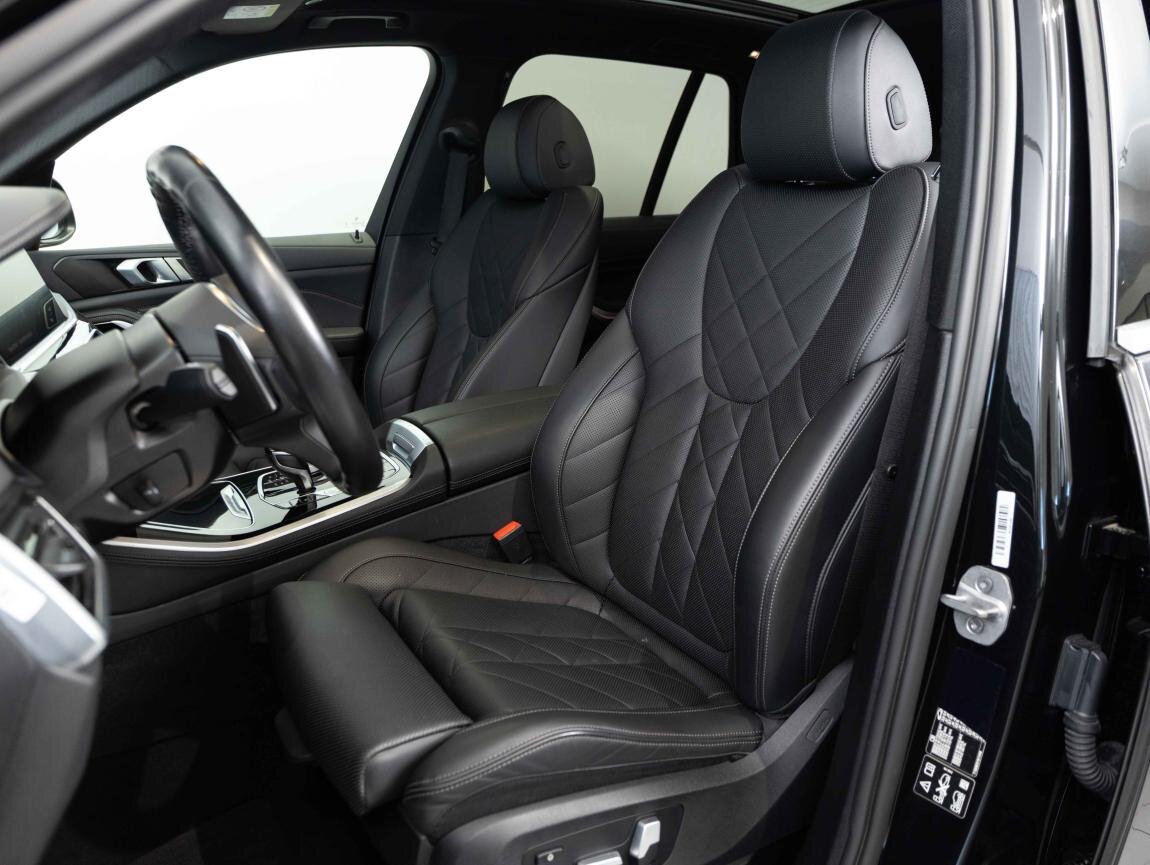 BMW X5 SUV / Terénní 3,0 l 250 kw