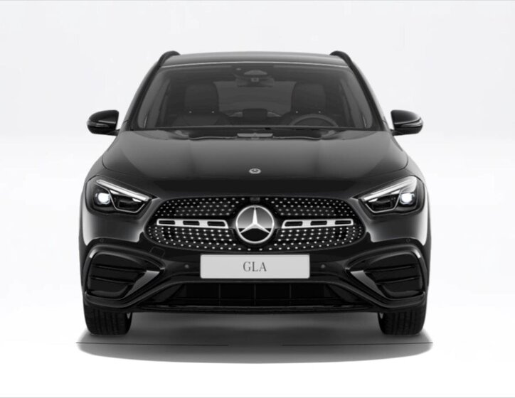 Mercedes-Benz GLA SUV / Terénní 1,3 l 120 kw