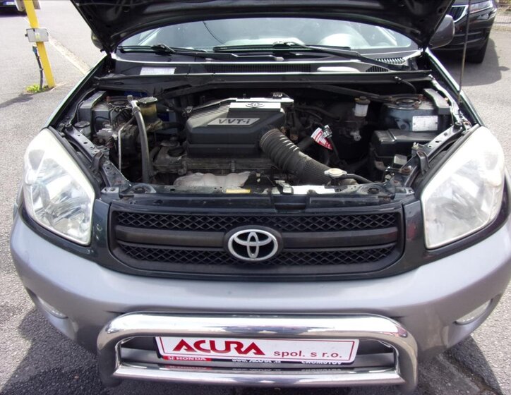 Toyota RAV4 Skříň 2,0 l 110 kw