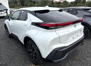 Toyota C-HR SUV 1,8 l 103 kw