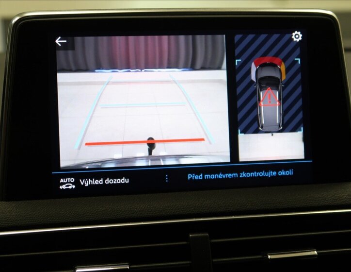 Peugeot 5008 MPV 1,5 l 96 kw