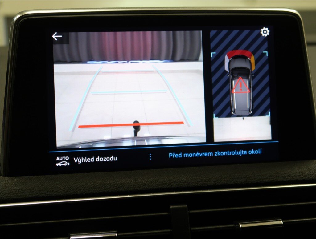 Peugeot 5008 MPV 1,5 l 96 kw