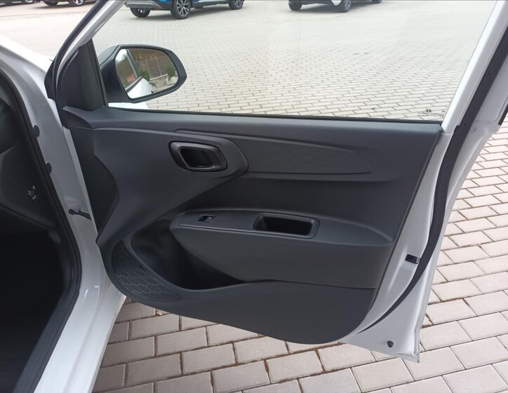 Hyundai i10 Hatchback 998,0 49 kw