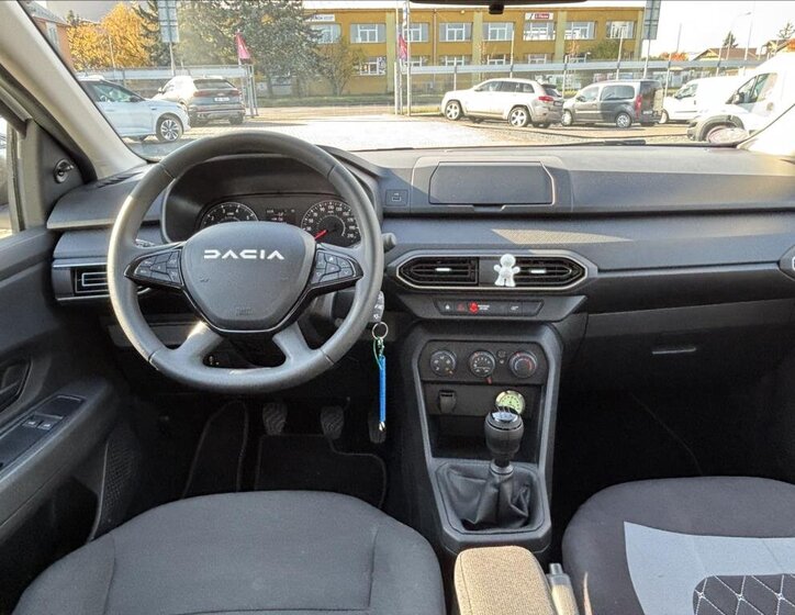Dacia Sandero Hatchback 999,0 49 kw