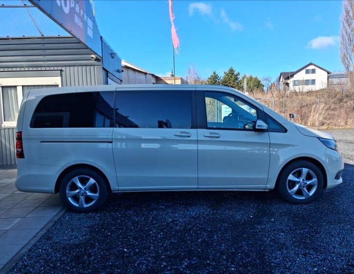 Mercedes-Benz Třídy V Kombi 2,1 l 120 kw