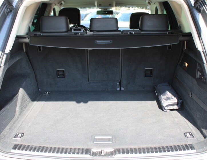 Volkswagen Touareg 33