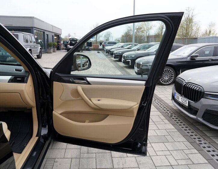 BMW X3 SUV / Terénní 2,0 l 110 kw