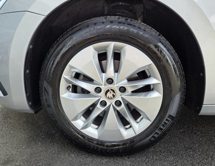 Škoda Octavia Kombi 2,0 l 85 kw