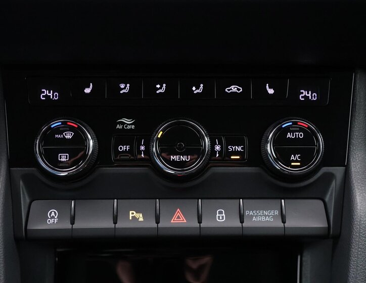 Škoda Karoq SUV / Terénní 2,0 l 85 kw