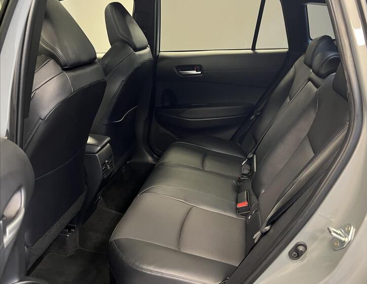 Toyota Corolla Cross 11