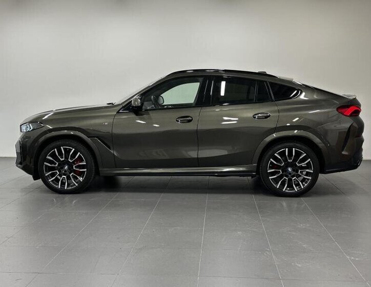 BMW X6 SUV / Terénní 3,0 l 210 kw