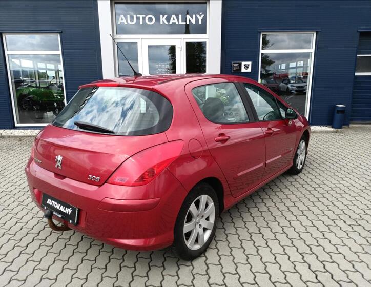 Peugeot 308 4