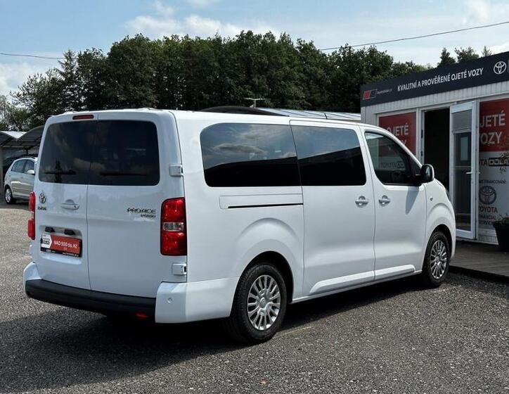 Toyota ProAce Verso 11