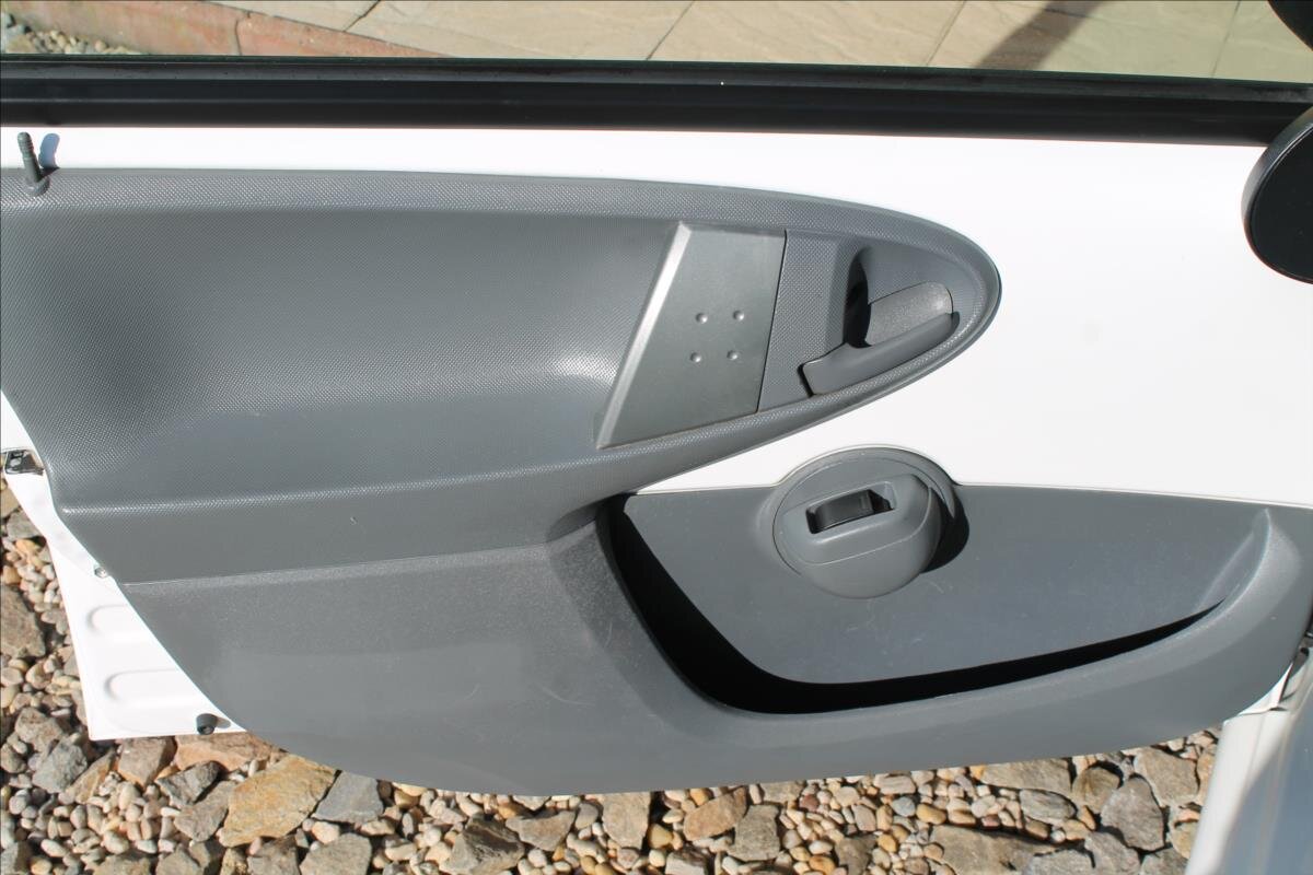 Toyota Aygo Hatchback 998,0 50 kw