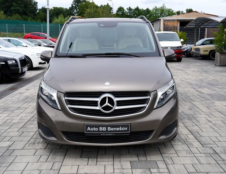 Mercedes-Benz Třídy V 1
