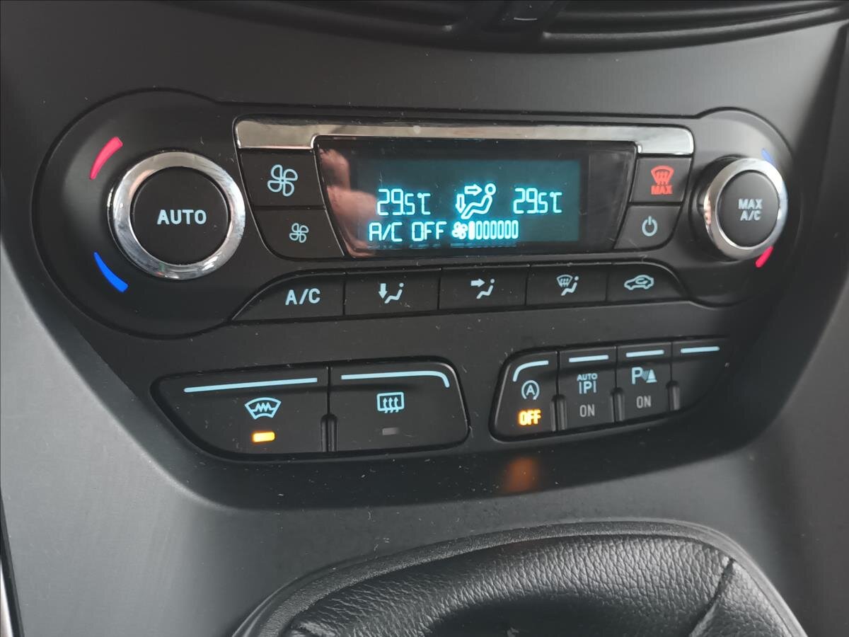 Ford Kuga SUV 1,6 l 110 kw