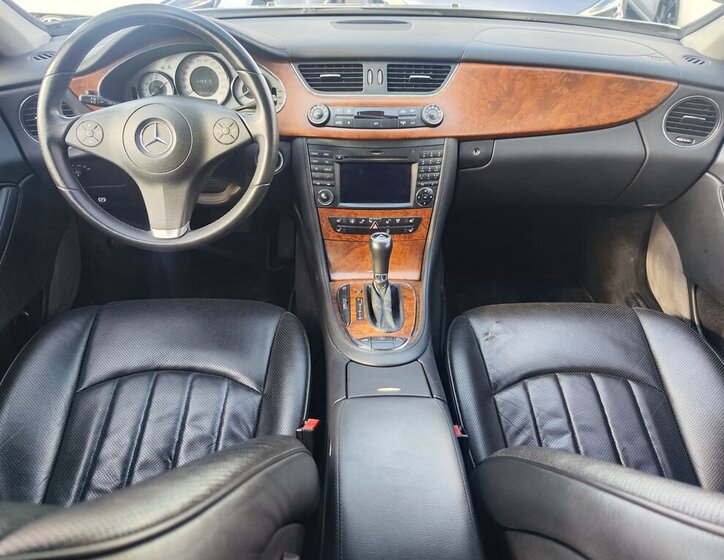 Mercedes-Benz CLS Sedan 3,0 l 165 kw