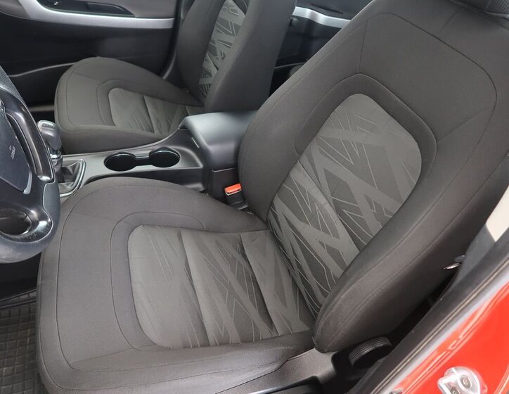 KIA Ceed Hatchback 1,4 l 73 kw