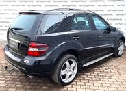 Mercedes-Benz Třídy M SUV / Terénní 3,5 l 200 kw