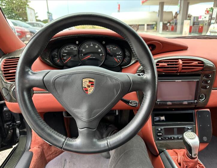 Porsche 911 Kupé 3,4 l 221 kw