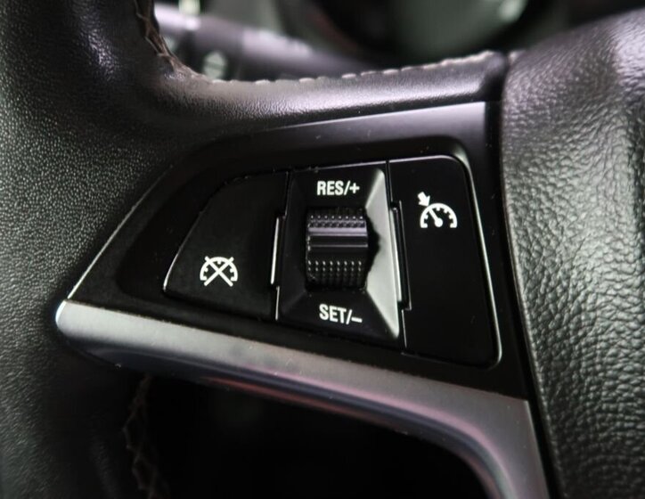 Opel Meriva MPV 1,4 l 88 kw