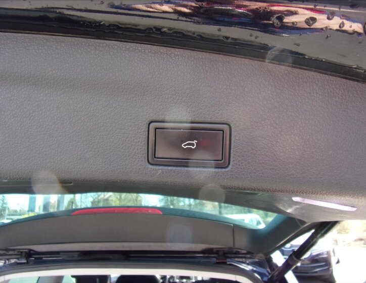 Volkswagen Sharan Kombi 2,0 l 100 kw