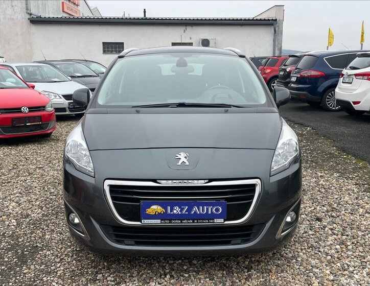 Peugeot 5008 MPV 1,6 l 88 kw