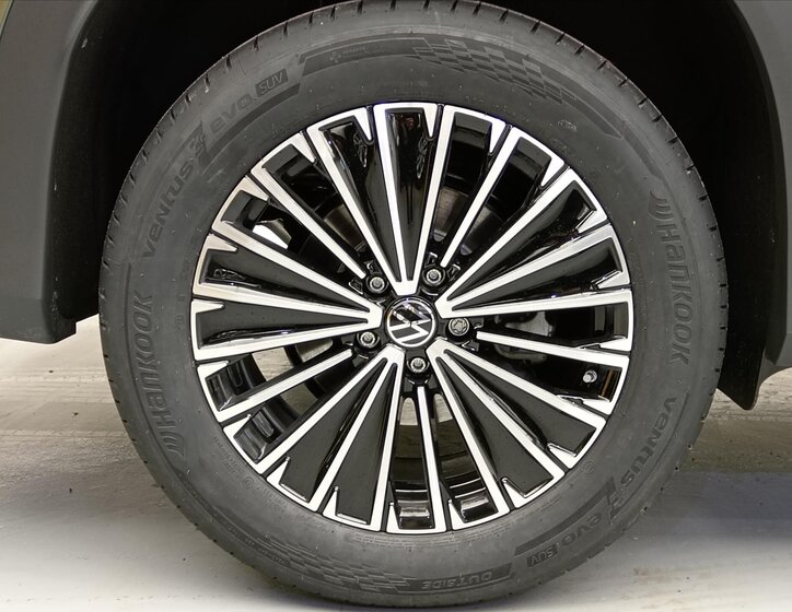 Volkswagen Tayron SUV / Terénní 1,5 l 110 kw