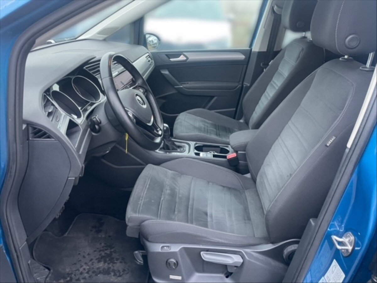 Volkswagen Touran MPV 1,5 l 110 kw