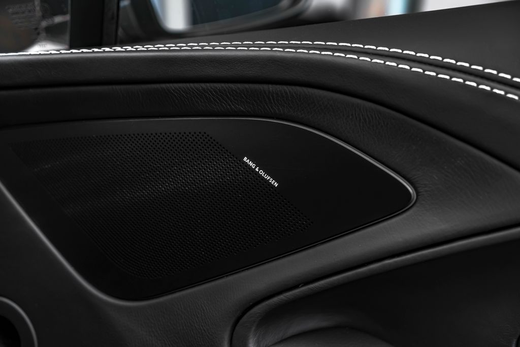 Aston Martin Vanquish