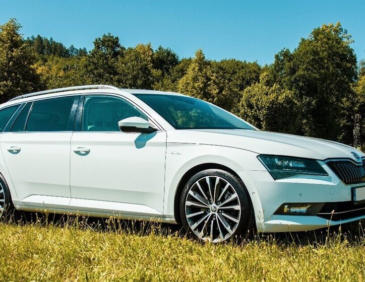 Škoda Superb Kombi 0,0 235 kw