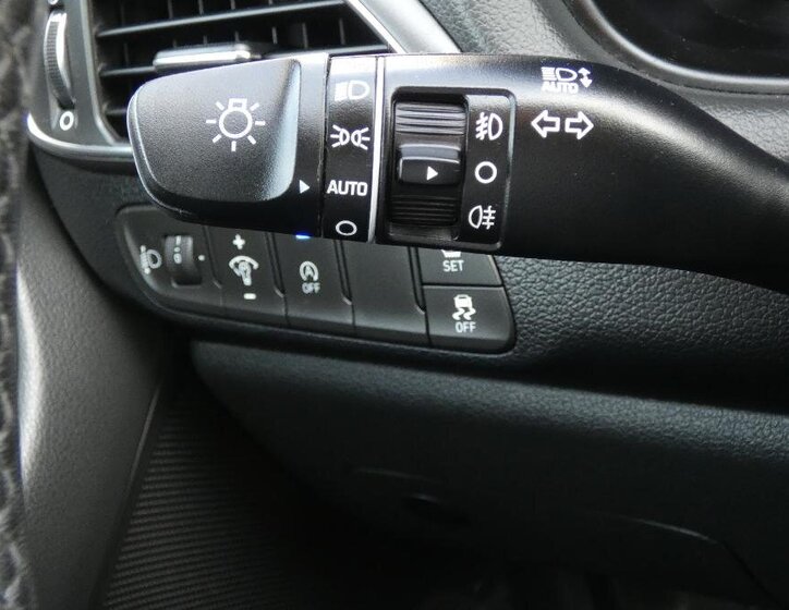 Hyundai i30 Kombi 998,0 88 kw