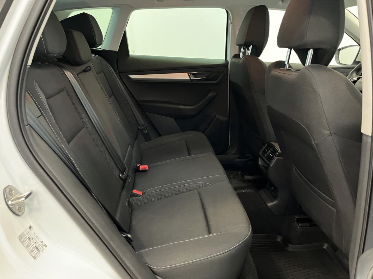 Škoda Karoq SUV 1,5 l 110 kw