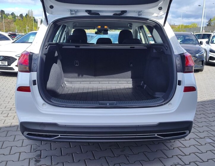 Hyundai i30 Kombi 998,0 88 kw