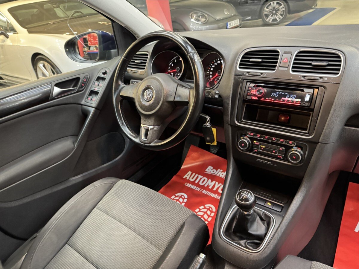 Volkswagen Golf Hatchback 1,4 l 59 kw