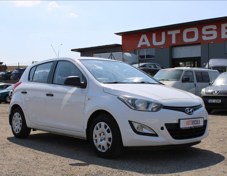 Hyundai i20 3