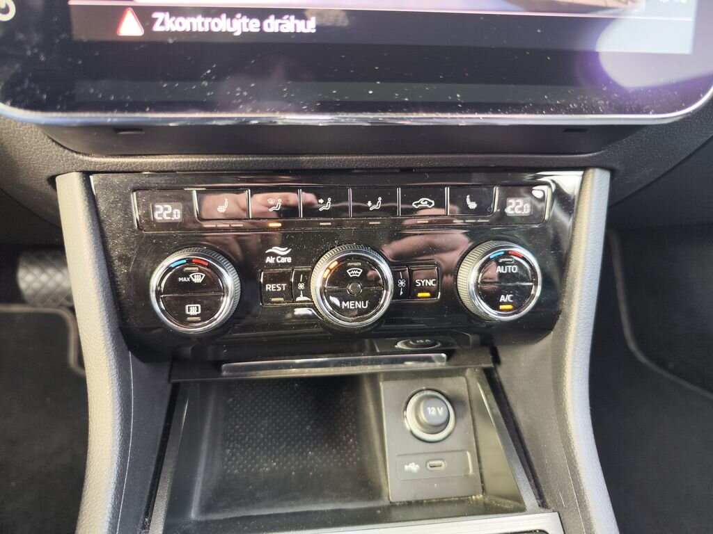 Škoda Superb Kombi 2,0 l 110 kw