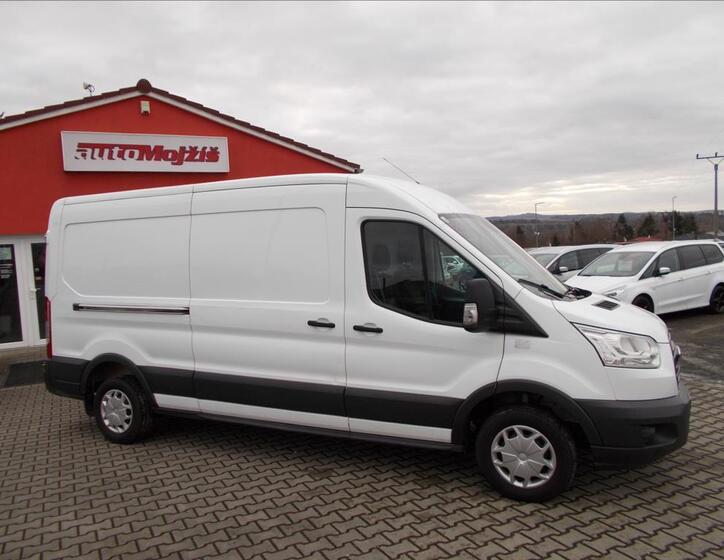 Ford Transit 8