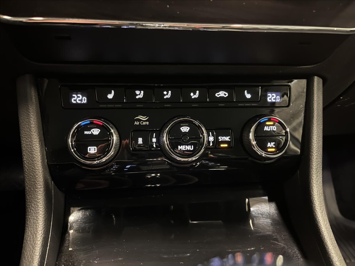 Škoda Superb Kombi 2,0 l 140 kw