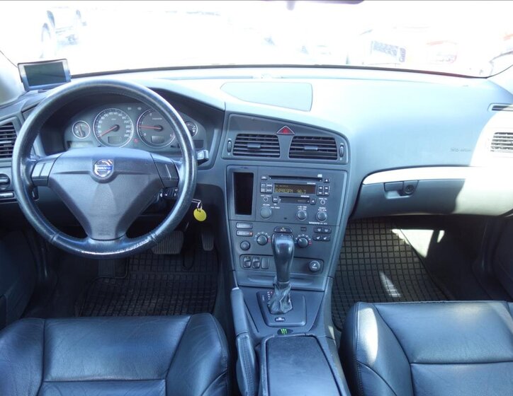 Volvo S60 Sedan 2,4 l 120 kw