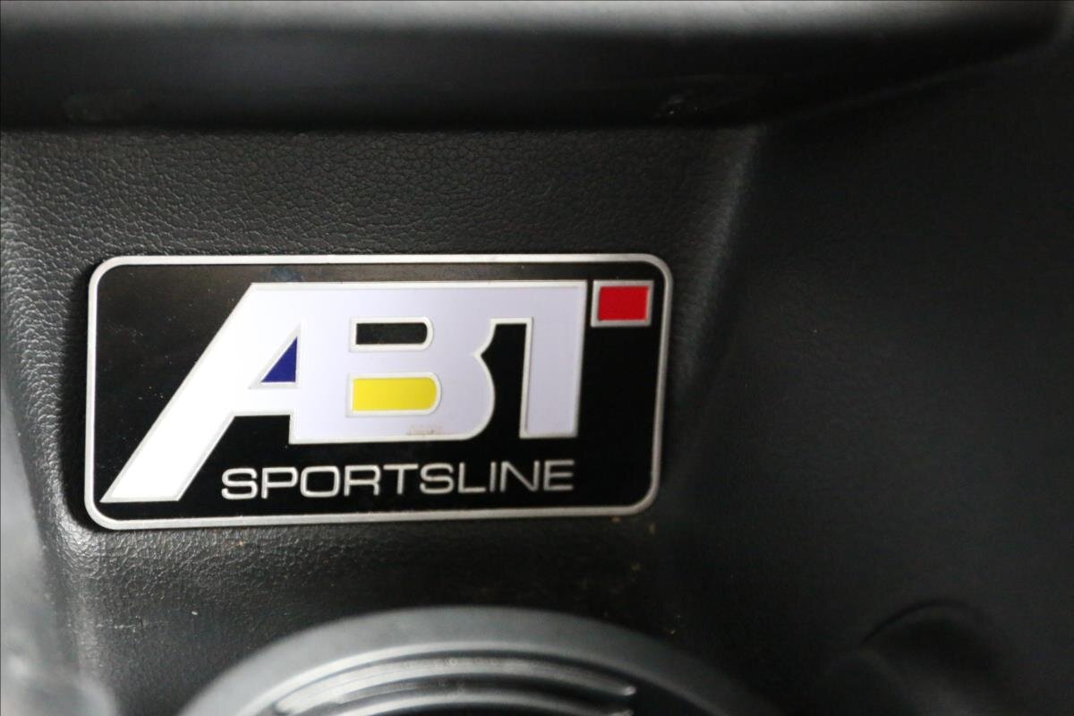 Volkswagen up! Hatchback 999,0 44 kw