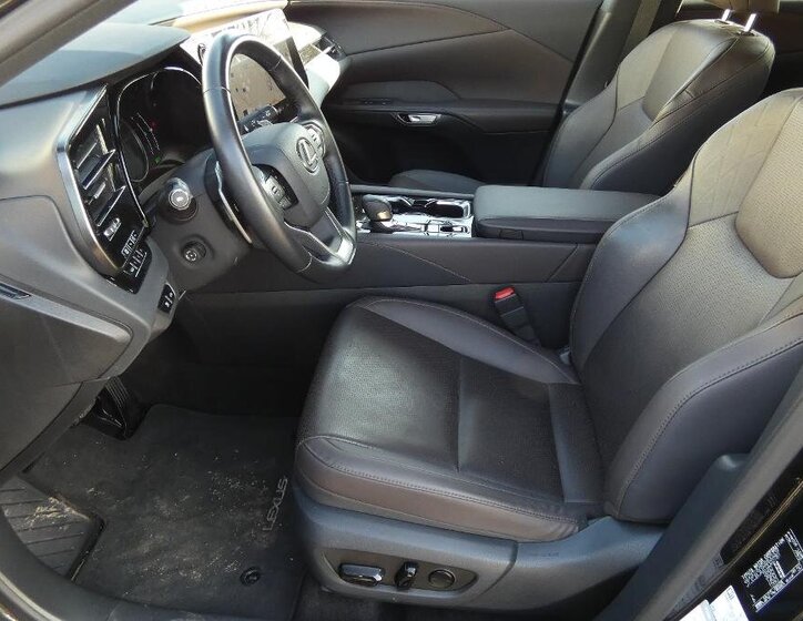 Lexus RX 350h SUV / Terénní 2,5 l 140 kw