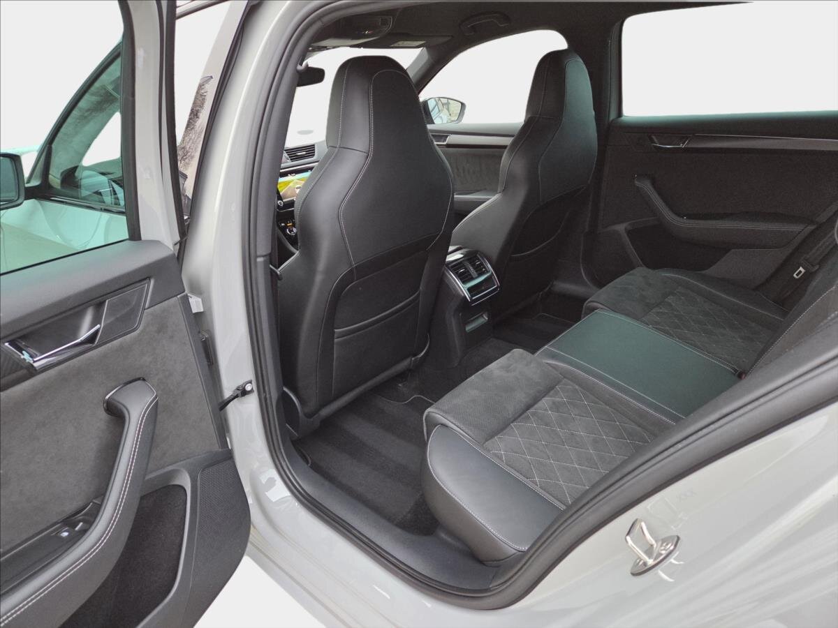 Škoda Superb Kombi 2,0 l 110 kw