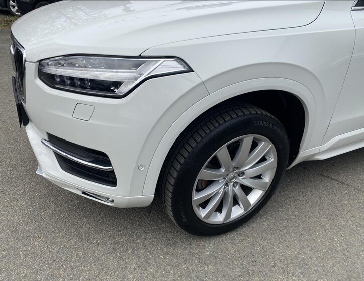 Volvo XC90 SUV / Terénní 2,0 l 173 kw