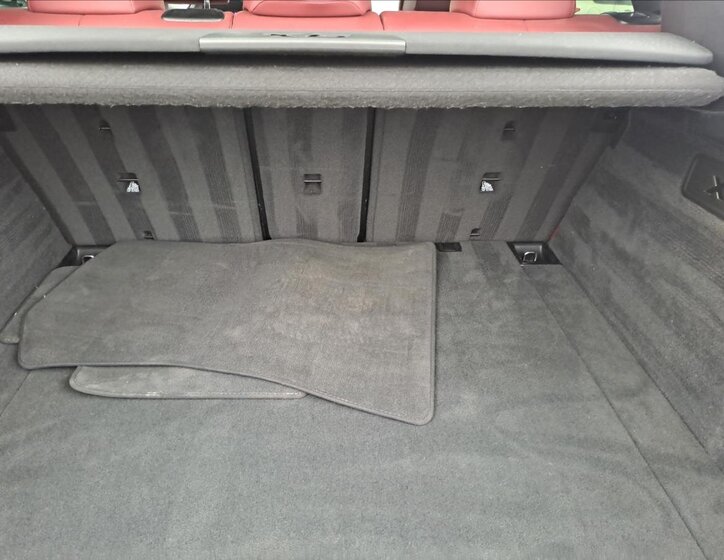 BMW X6 SUV 3,0 l 210 kw